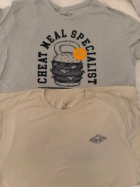 Lot of 2 under Armour Billabong shirts size XXL gym- gains great shirts nwot